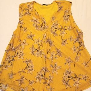 Papermoon Truckee split neck knit top